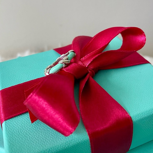 Tiffany and Co. Signature X Ring Blue Enamel Size 7 - Picture 5 of 10